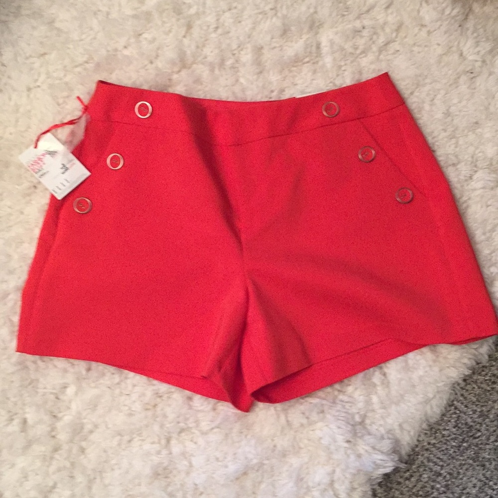 ✨NWT✨Elle Shorts